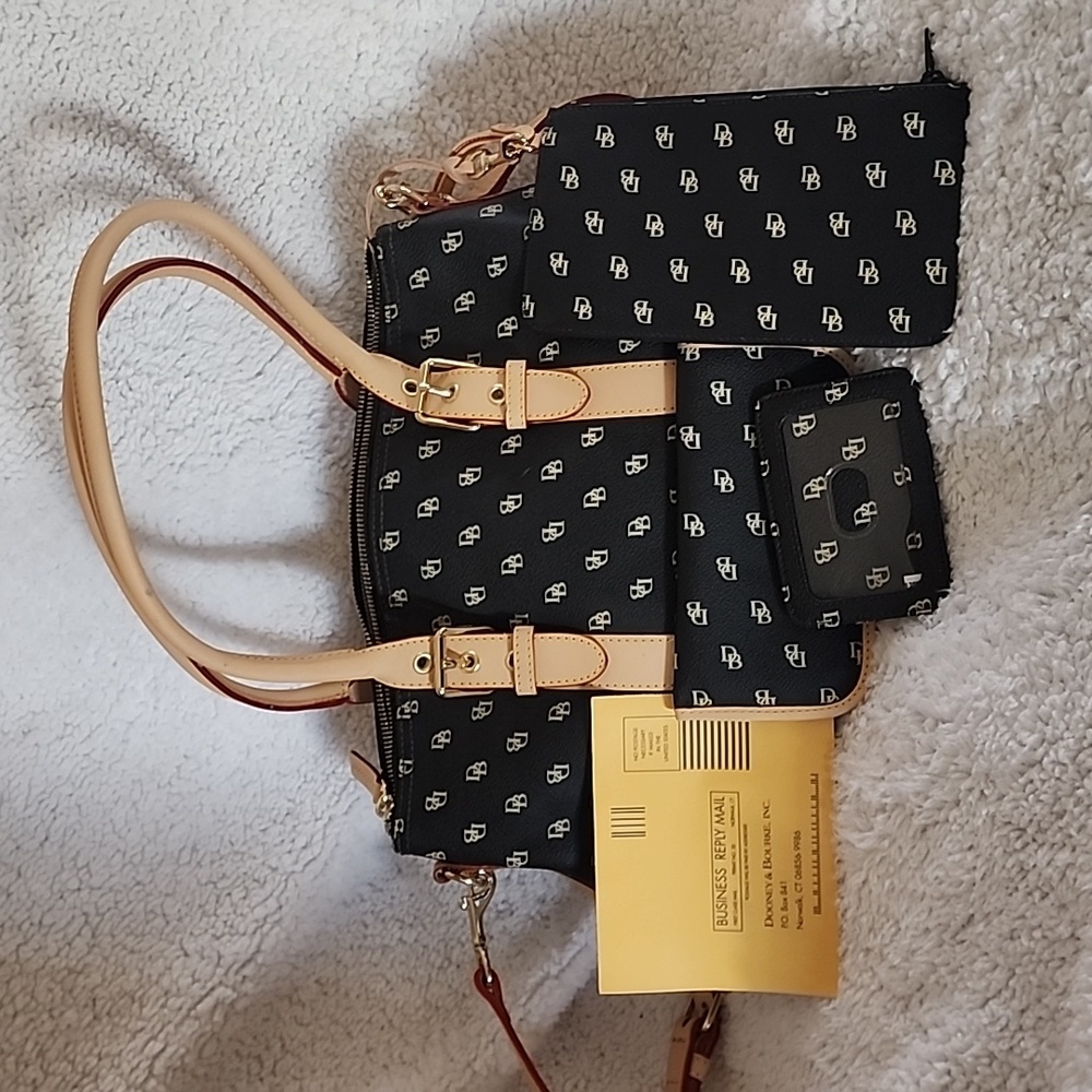 Dooney and bourke